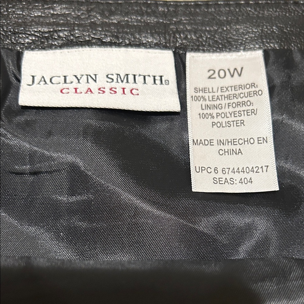 Jaclyn Smith Black leather Skirt - Picture 3 of 4